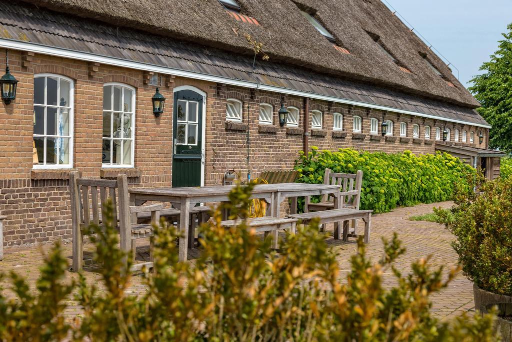 Private Island De Sayter Villa Warten Buitenkant foto