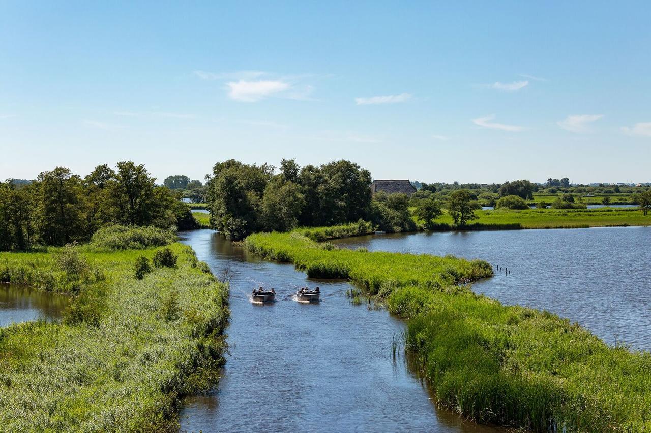 Private Island De Sayter Villa Warten Buitenkant foto
