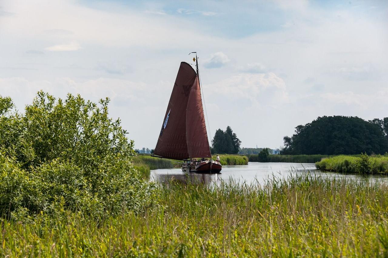 Private Island De Sayter Villa Warten Buitenkant foto